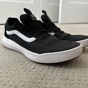 Vans UltraRange EXO